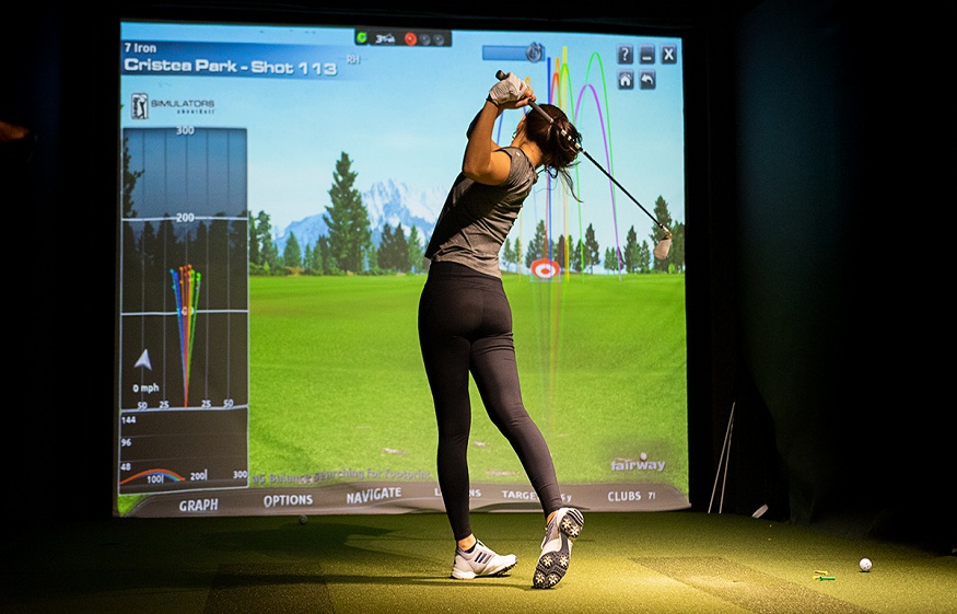 What Are The Top Benefits Of Buying a Golf Simulator?